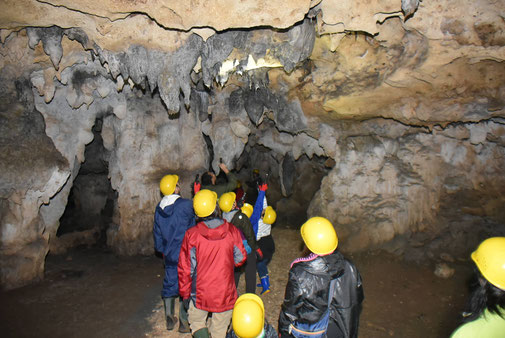 ヤジヤーガマ洞窟探検 1