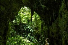 神秘の鍾乳洞「ヤジヤーガマ」探検